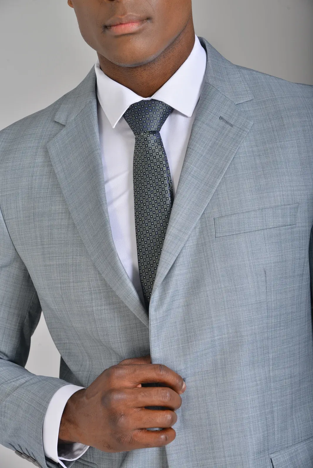 Traje Verde Menta en Lana Fría — traje de novio verde para boda moderna, Castor Suits Medellín (vista 2)