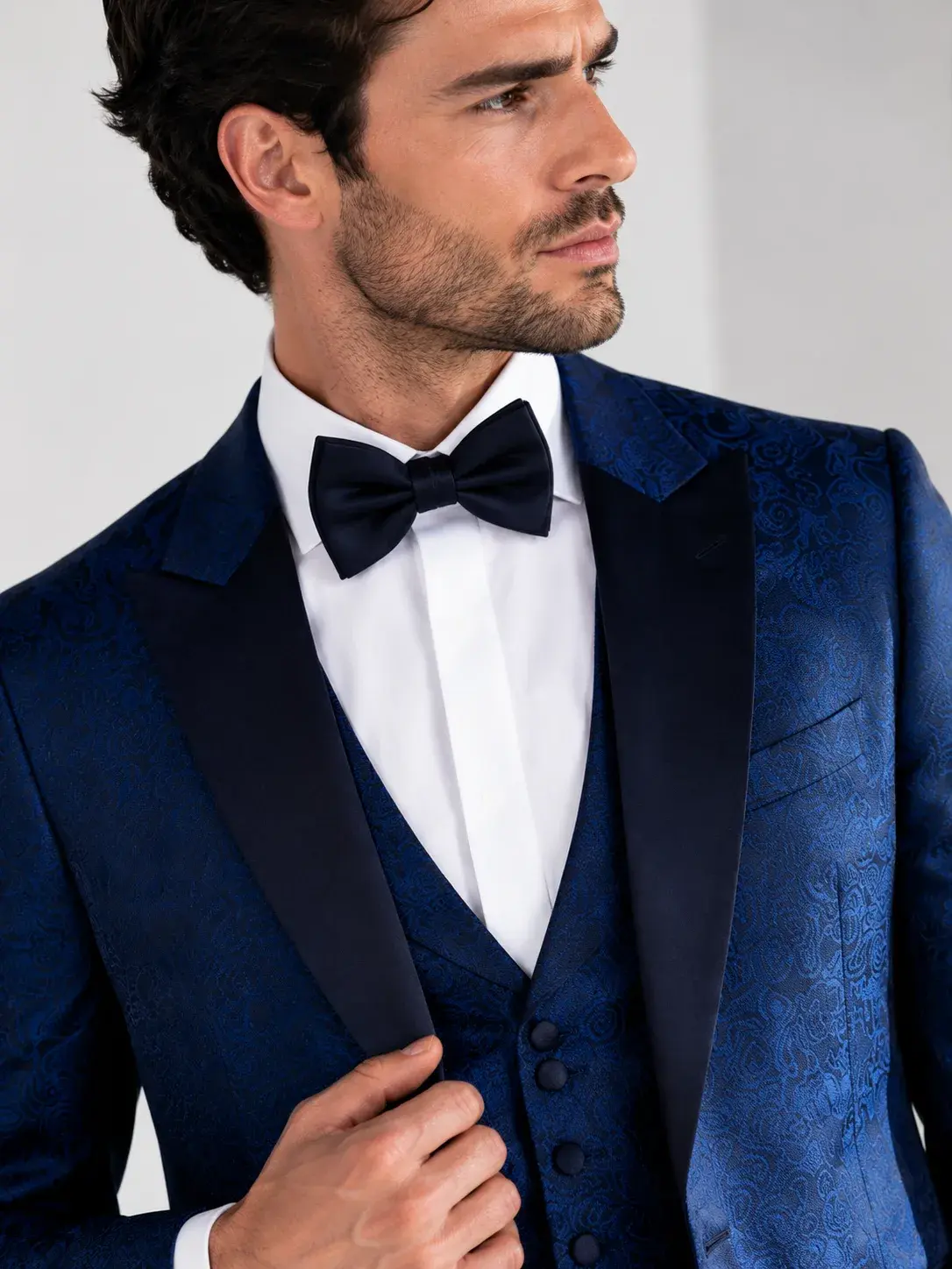 Esmoquin Jacquard Azul — traje de novio azul para boda de noche, Castor Suits Medellín (vista 2)